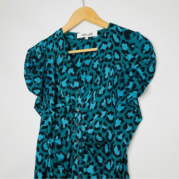 Diane von Furstenberg Gladys Mesh Top Blue Leopard Print Women's Top - Picture 4 of 7